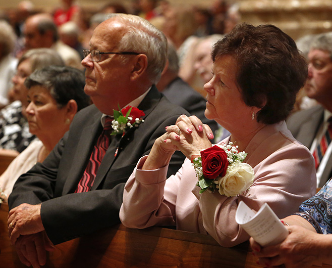 Couples renew vows at Golden Wedding  Anniversary  Mass 