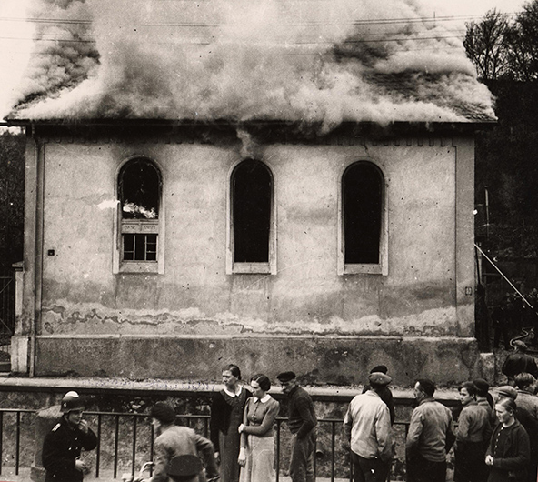 Communisme wat betreft huid Archival find at Catholic University leads to Kristallnacht remembrance - U.S. - Chicago Catholic Communisme wat betreft huid Archival find at Catholic University leads to Kristallnacht remembrance - U.S. - Chicago Catholic