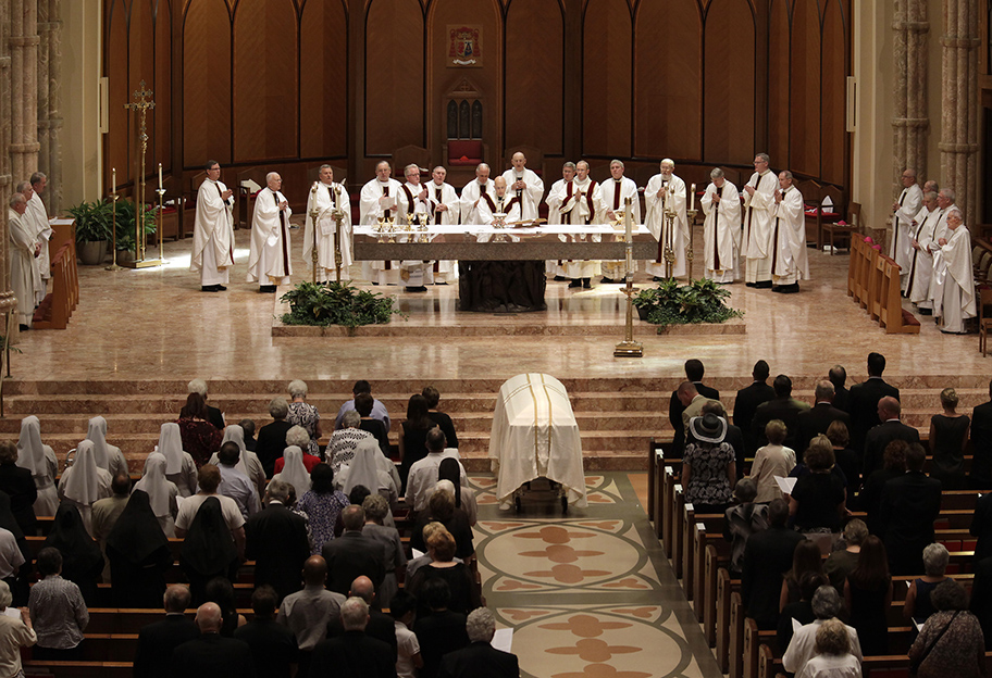 Remembering retired Auxiliary Bishop Thad Jakubowski - Chicagoland ...