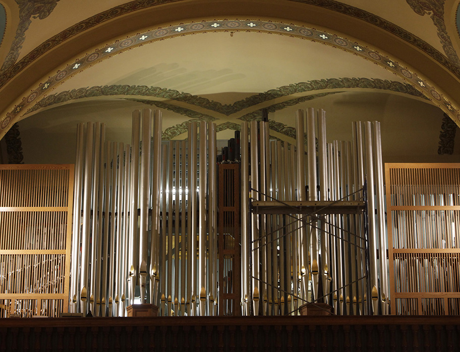 Historic organ finds new life at St. John Cantius Chicagoland