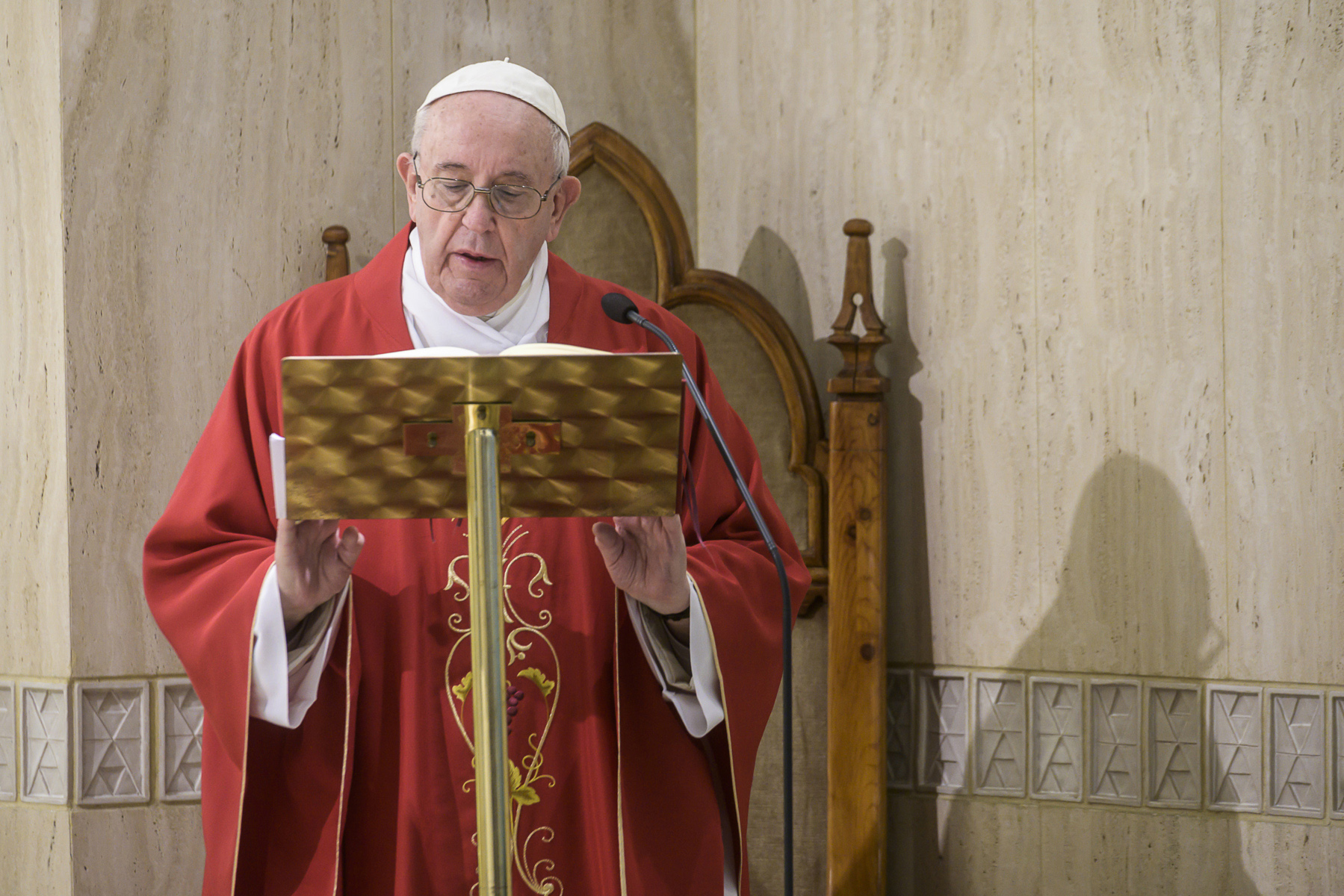 Pope joins prayer, begging God to end pandemic - - Catholic