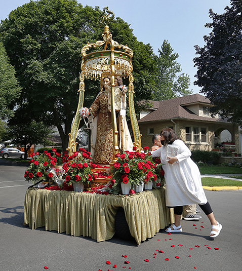 Annual Our Lady of Mount Carmel novena brings celebration to Melrose Park - Chicagoland picture