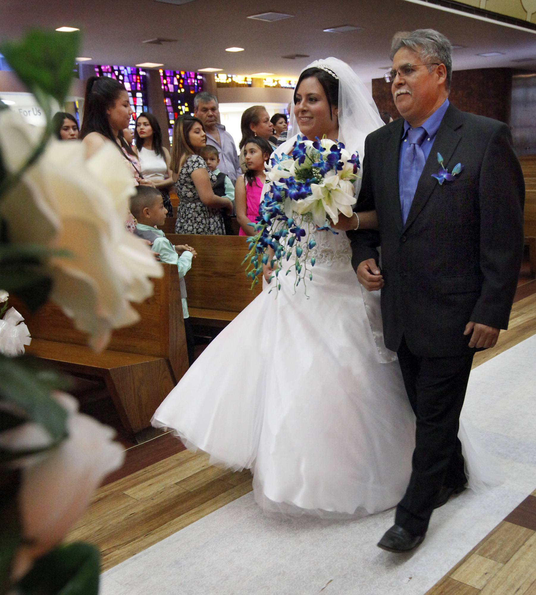 Nine couples receive blessings at community wedding Chicagoland Chicago Catholic